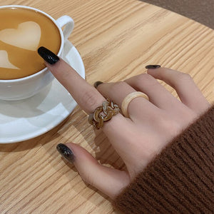 LILI'S RINGS COLLECTION FW21 R137