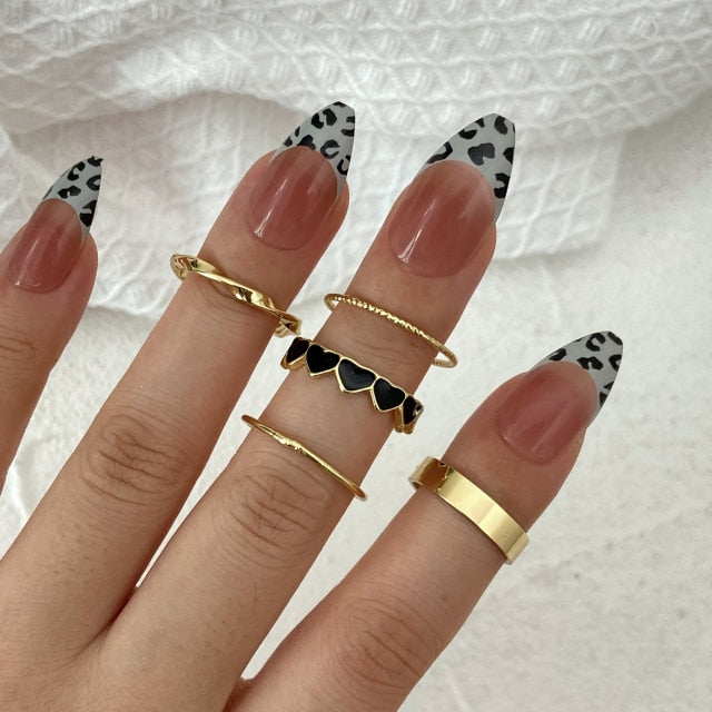 LILI'S RINGS COLLECTION FW21 R011