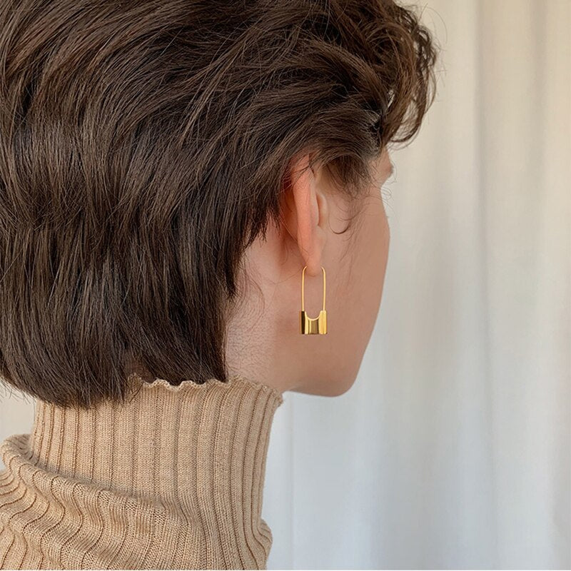 LILI'S EARRINGS COLLECTION FW21 E66